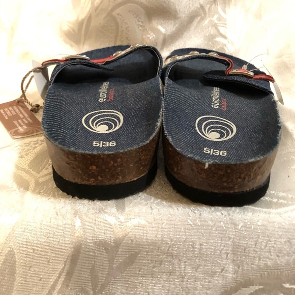 EuroWellness Balance White & Red Denim Slip Ons - Picture 5 of 9